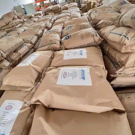 Hot melt adhesive